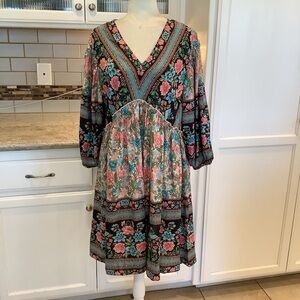 Floral V-Neck Dress Size Large NWT